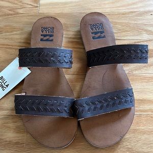 NWT BillaBong Sandals size 9